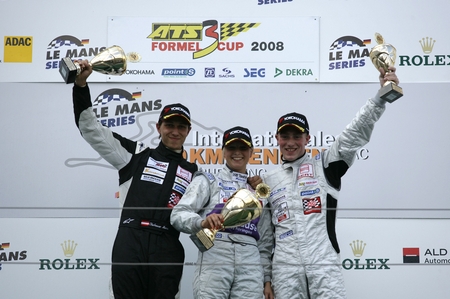 Shirley van der Lof wint eerste F3 race